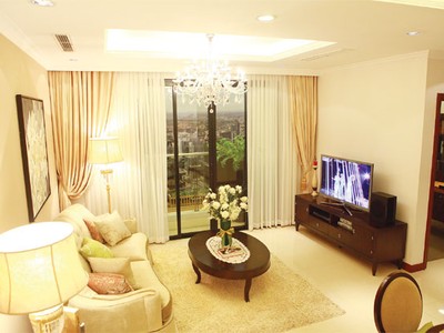Sofa cần chỗ dựa, tránh xung cửa